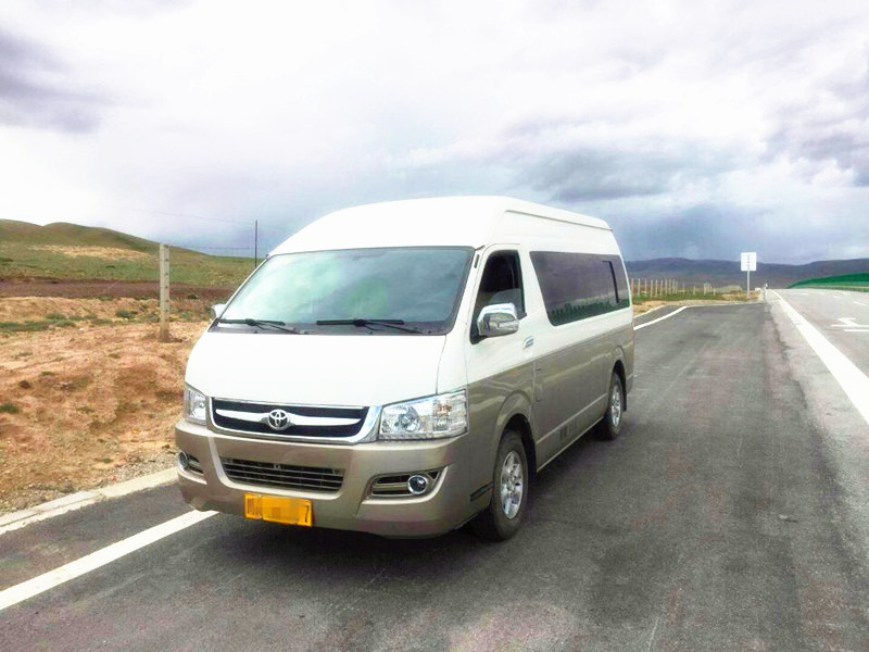 廈門租車應該怎么租，中巴車大巴車租賃